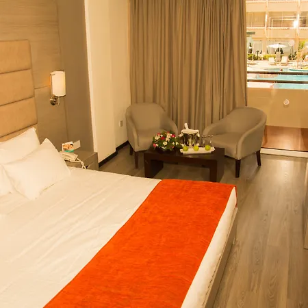 Napa Plaza (adults Only) 4* Ayia Napa