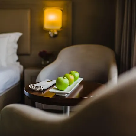 Napa Plaza (adults Only) Hotel