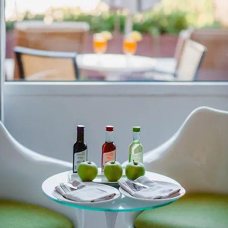 Napa Plaza (adults Only) 4*