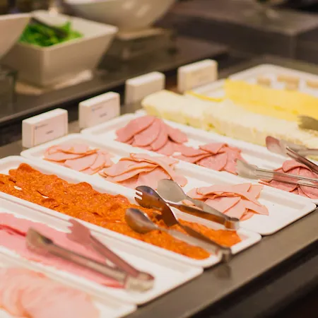 Napa Plaza (adults Only)