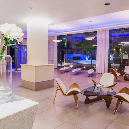 Napa Plaza (adults Only)