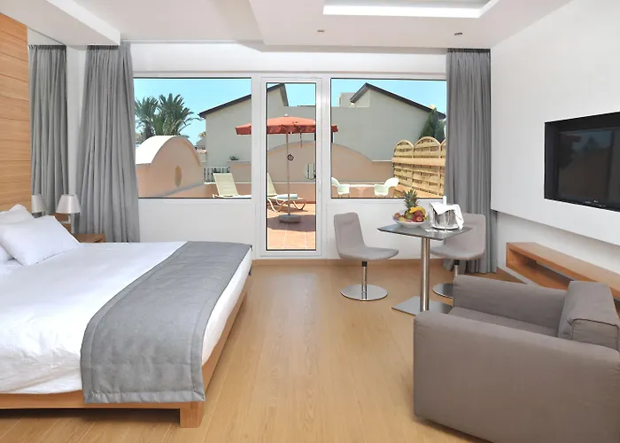 Napa Plaza (adults Only) 4*