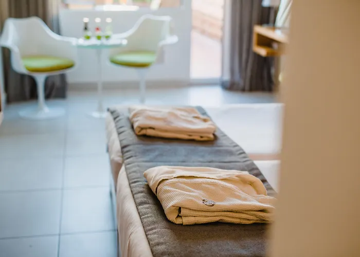 Napa Plaza (adults Only) 4* Aya Napa