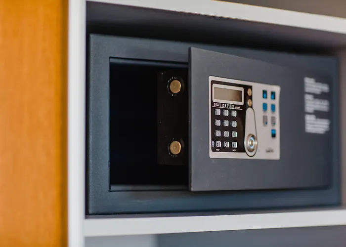 Napa Plaza (adults Only) Otel Aya Napa