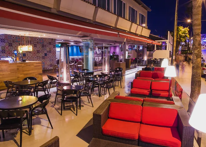 Napa Plaza (adults Only) Hotel